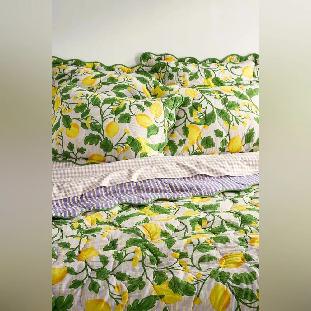 Anthropologie ILUKA COTTON PRINTED FLORAL QUILT Style No. 4540H738AA Lemons Twin